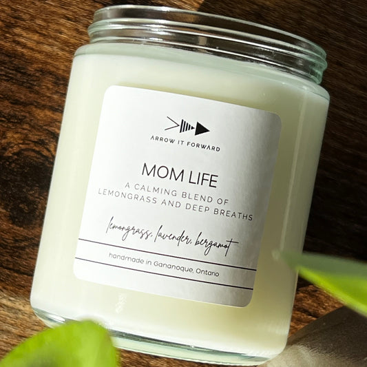 MOM LIFE 8 oz candle